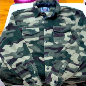 Company Eighty One Men XL camouflage‎ fleece shacket shirt good clean condition